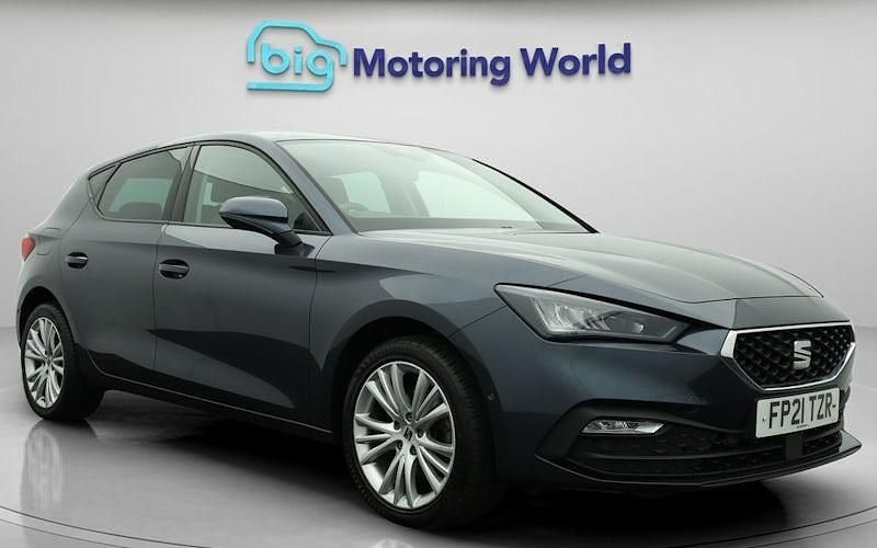 Used 2023 Seat Leon SE Dynamic Hatchback | £12,800 (Good price) - Image 1/4