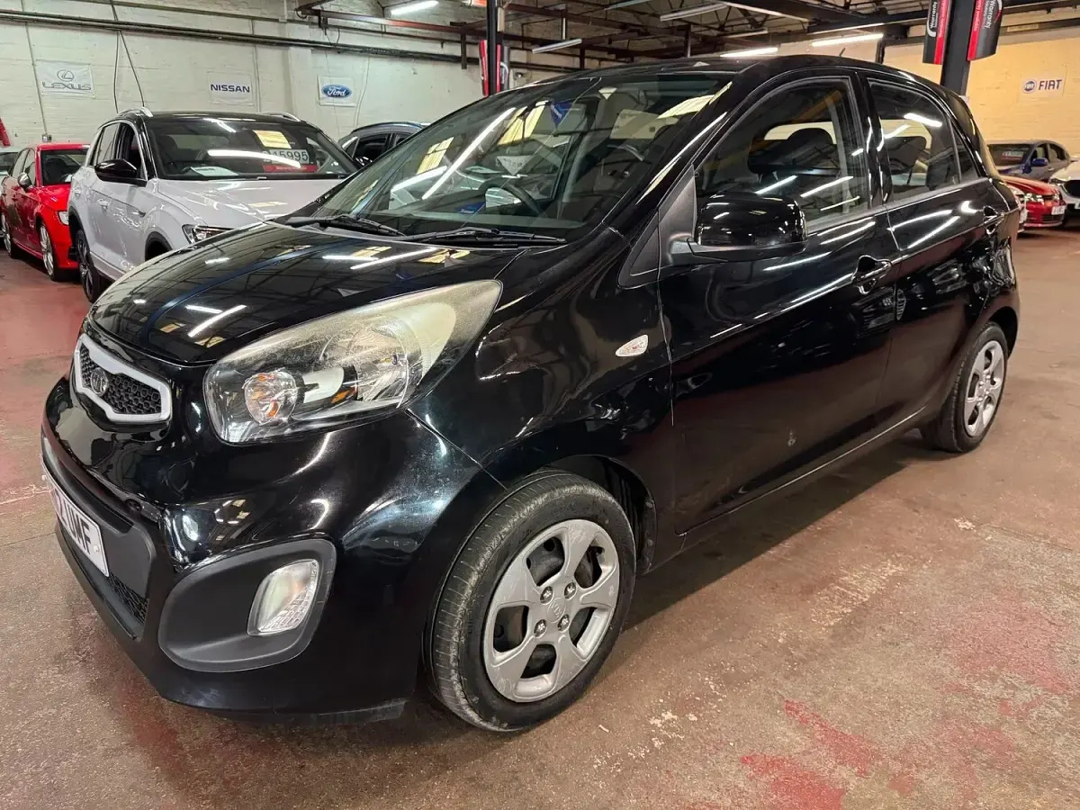 Used Kia Picanto 68 HP (50 kW) 2012 Black Hatchback