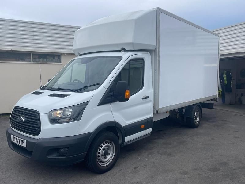 Używany Ford Transit 130 KM (95 kW) 2018 Biały Kabriolet