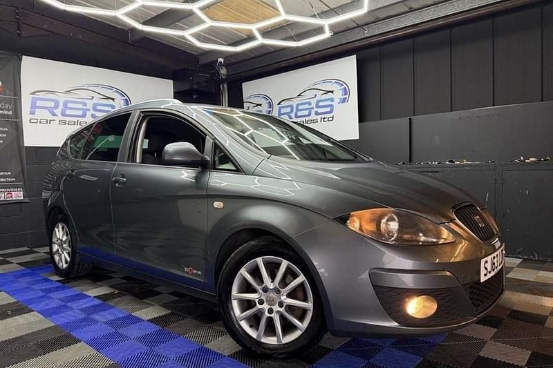 Grey Used 2013 Seat Altea XL Copa MPV | £4,350 (Fair price) - Image 1/1