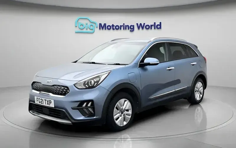 Second-hand Kia Niro 141 CP (103 kW) 2021 Albastru SUV