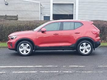 Used Volvo XC40 Core 163 HP (119 kW) 2023 Red SUV