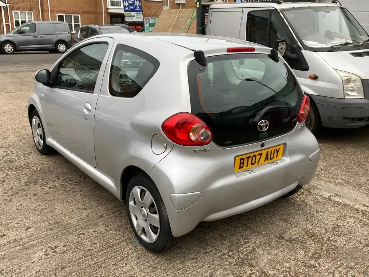 Gebraucht Toyota Aygo 2007 Silber Kleinwagen