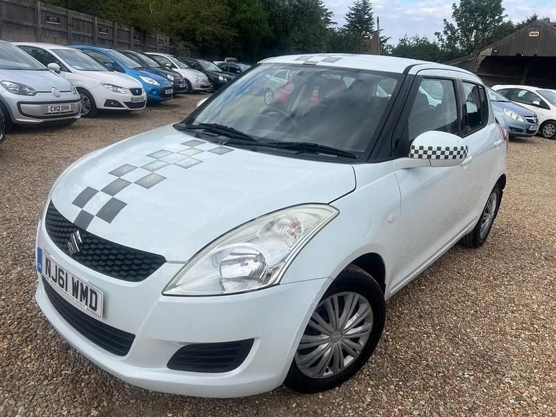 White Used 2011 Suzuki Swift Hatchback | £2,299 (Fair price) - Image 1/4