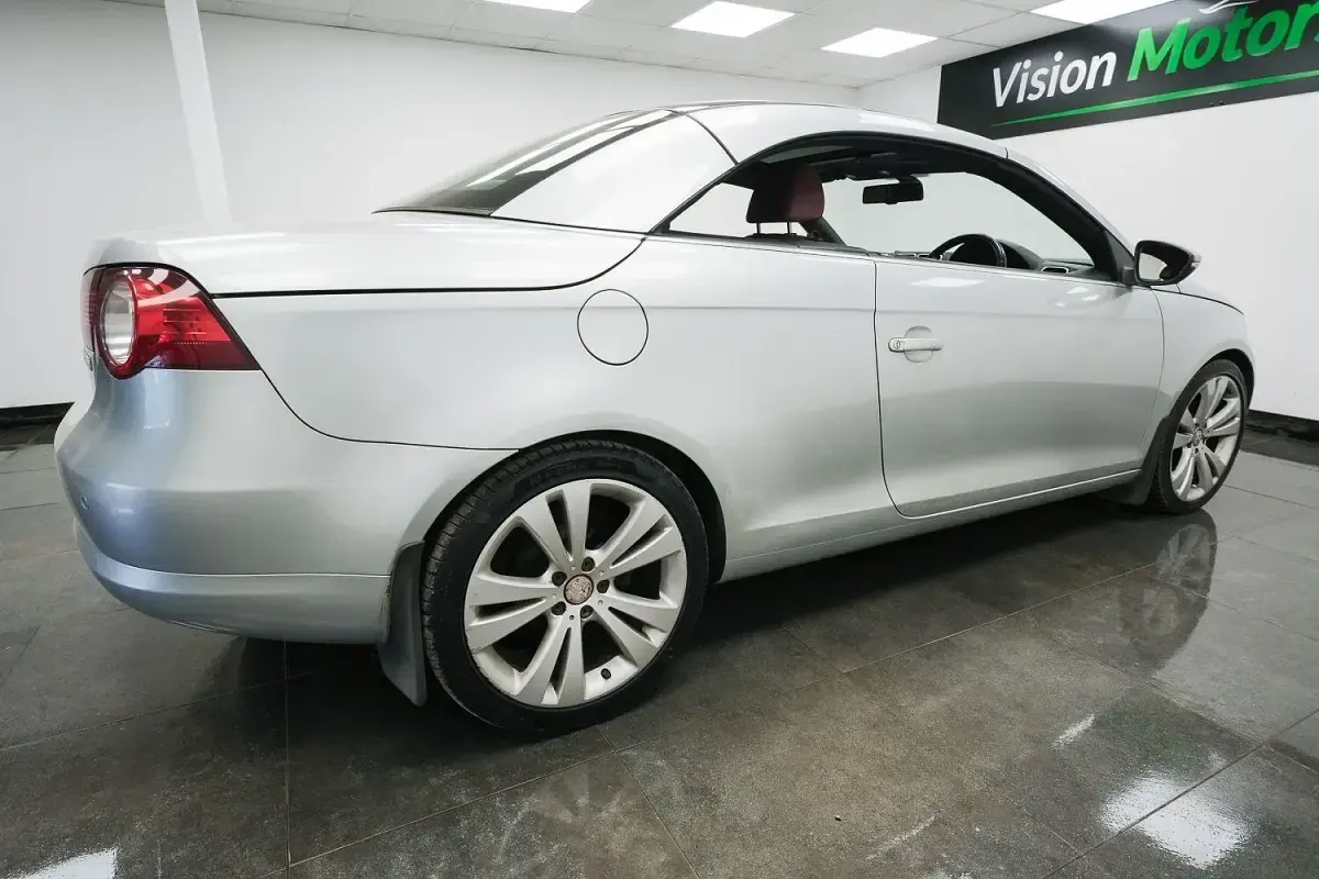 Used VW Eos Sportline 140 HP (102 kW) 2008 Silver Cabriolet