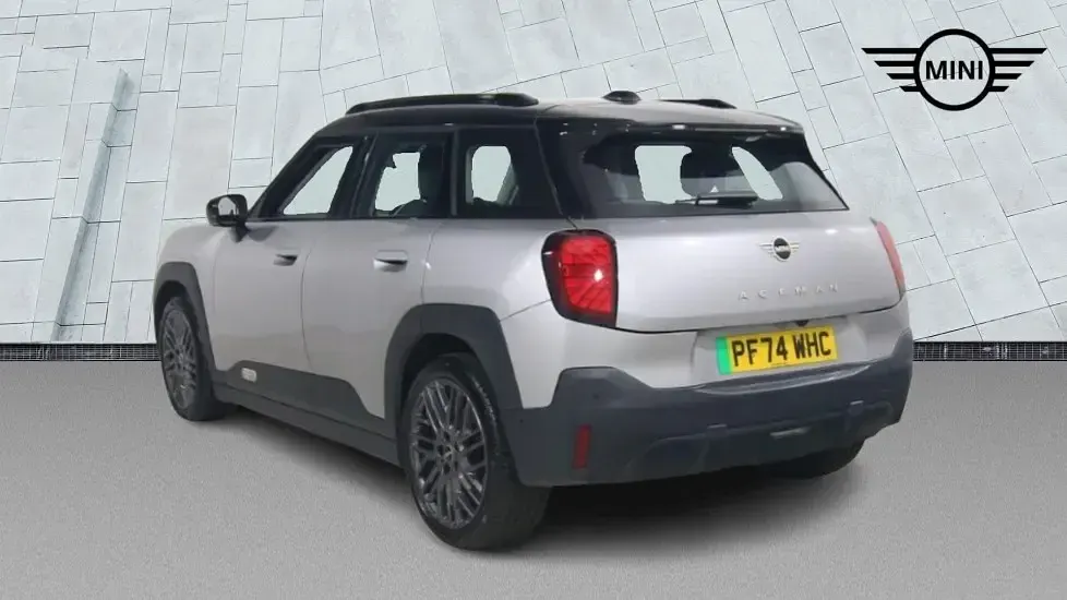 Used Mini Aceman Classic 135 kW (184 HP) 2025 Silver SUV