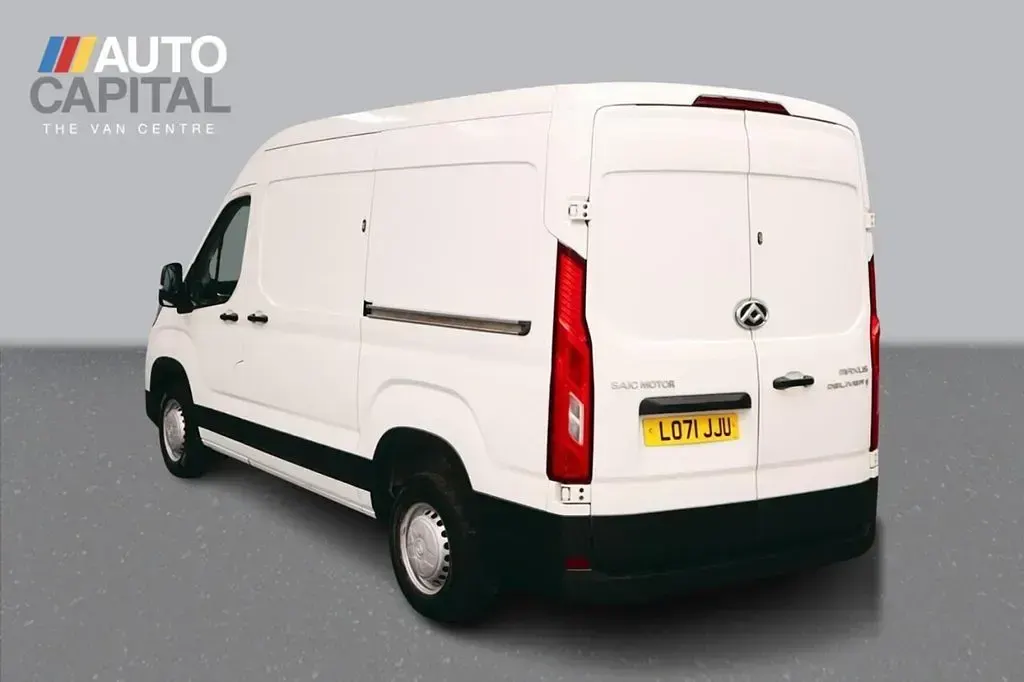 Used Maxus V90 163 HP (119 kW) 2022 White Van