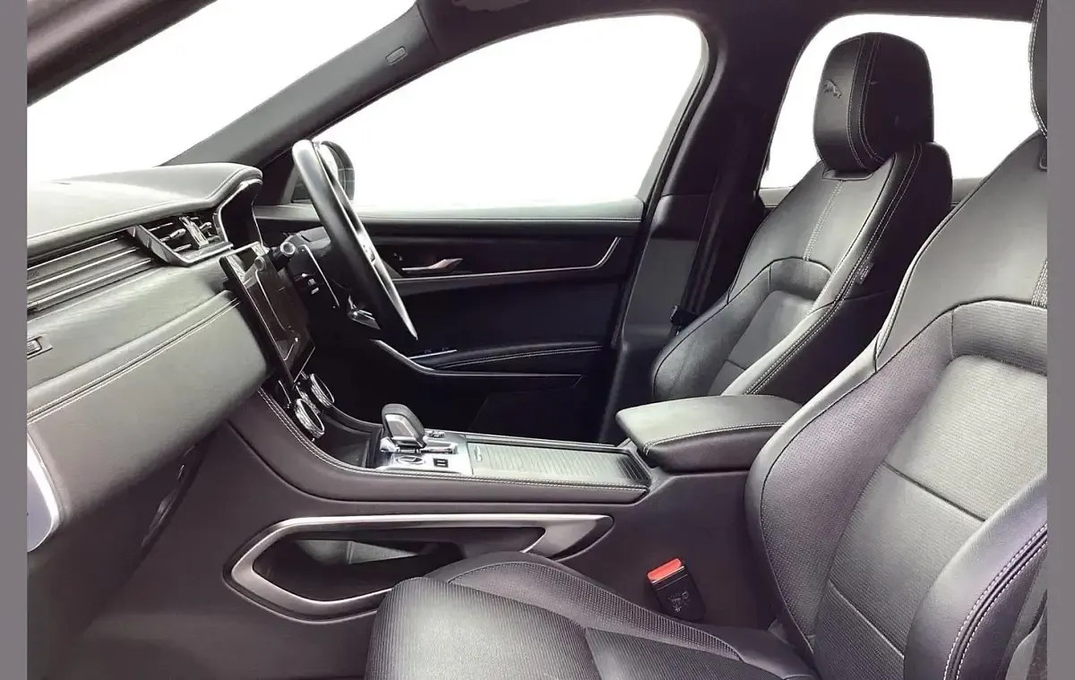 Used Jaguar F-Pace R-Dynamic 200 HP (147 kW) 2022 Silver SUV