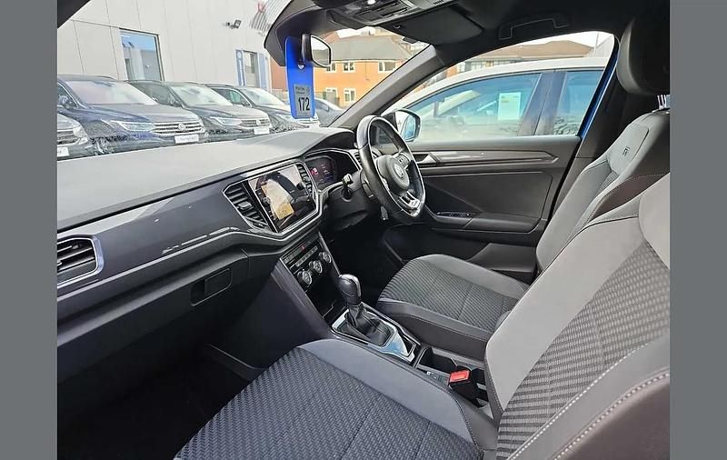 Used VW T-Roc R-line 150 HP (110 kW) 2019 Blue SUV