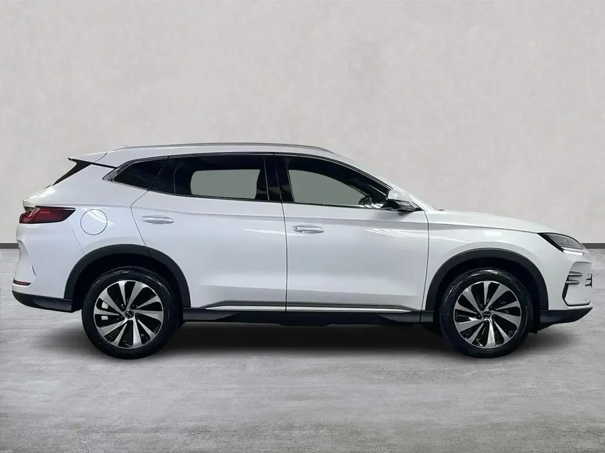 Used BYD Seal U Comfort 324 HP (238 kW) 2025 White SUV