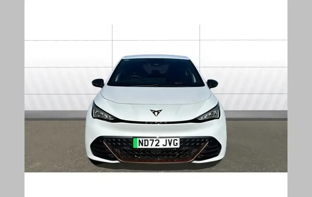 Usado Cupra Born 150 kW (204 HP) 2022 Branco Citadino