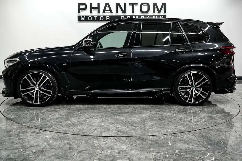 Used BMW X5 M Performance 394 HP (289 kW) 2021 Black SUV