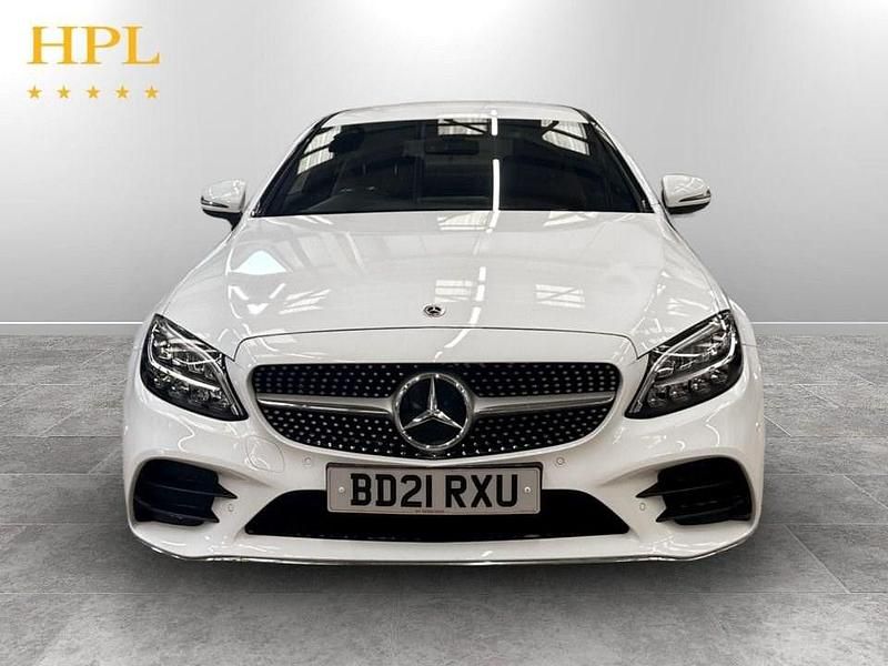 Usado Mercedes C200 AMG line 184 HP (135 kW) 2021 Branco Coupé