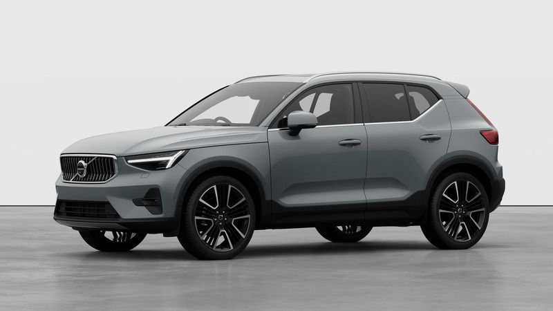 Vapour grey New 2025 Volvo XC40 Ultra SUV | £44,810 - Image 1/4