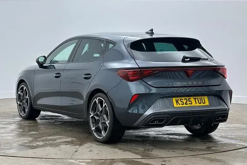 Used Cupra Leon 150 HP (110 kW) 2025 Grey Hatchback