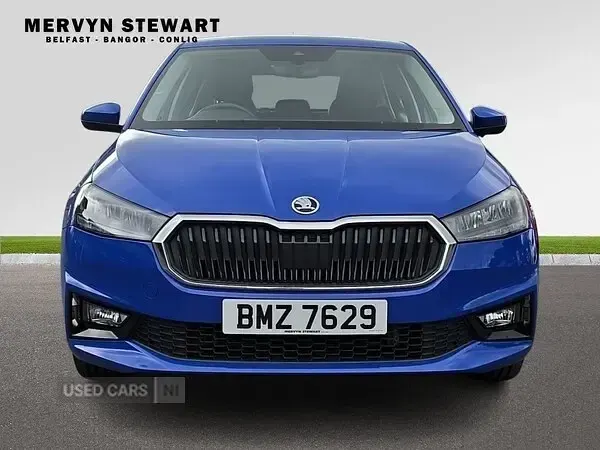 Begagnad Skoda Fabia Comfort 2023 Blå Halvkombi