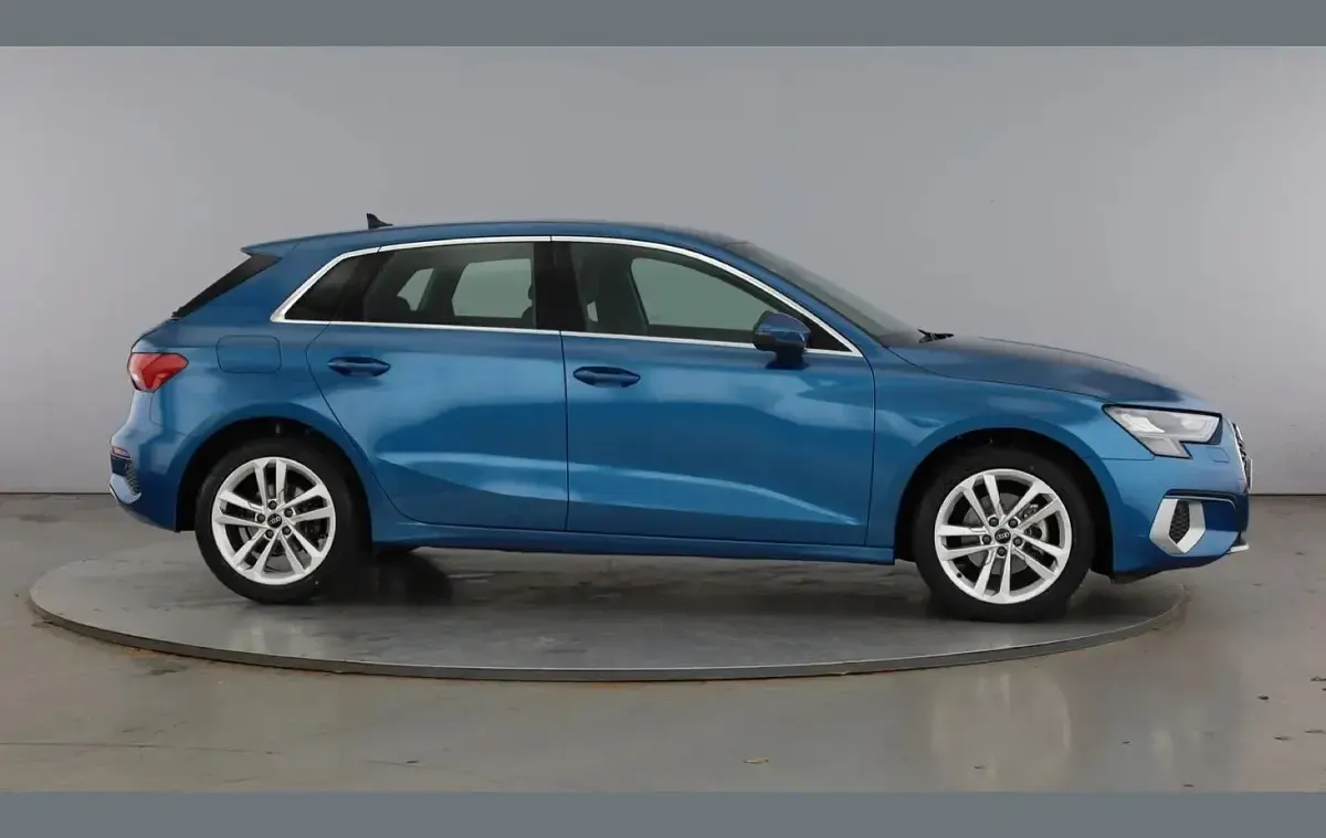 Used Audi A3 Sport 150 HP (110 kW) 2022 Blue Sedan