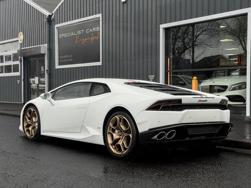 Used Lamborghini Huracán 2015 White Coupe