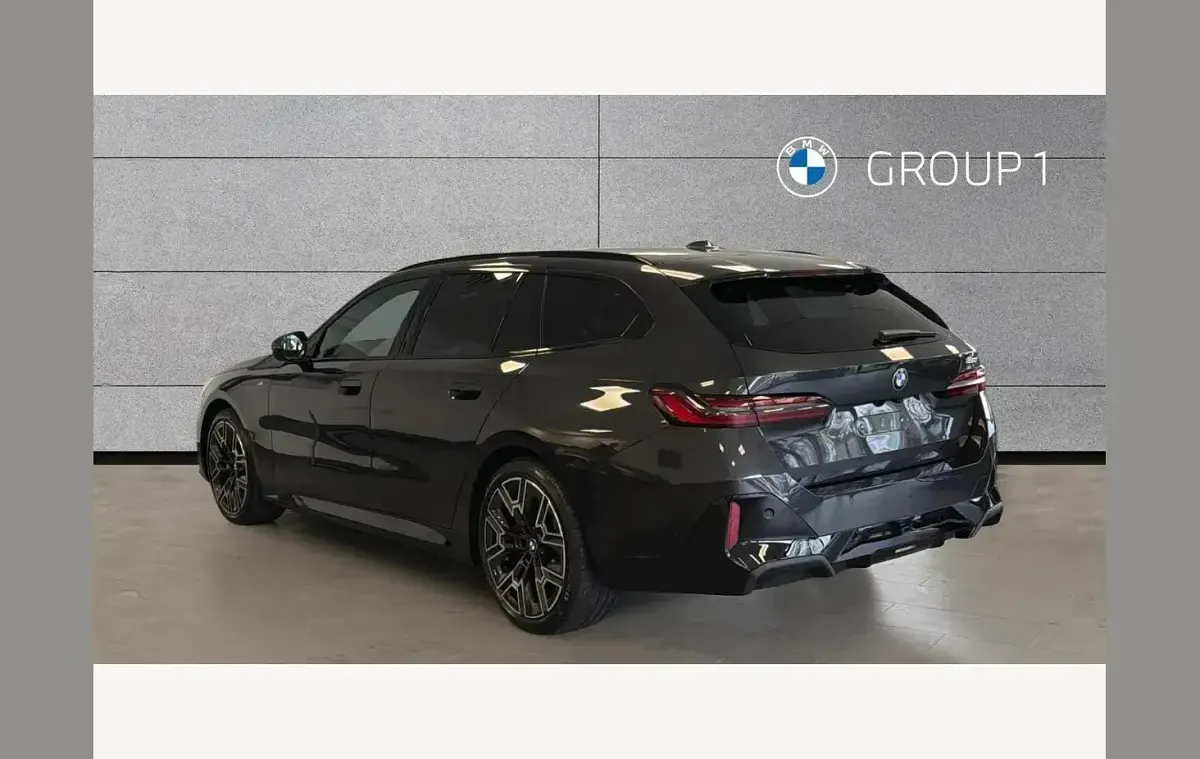 Used BMW 520 M Sport 208 HP (152 kW) 2026 Grey Estate