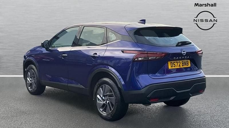 Used Nissan Qashqai Acenta Premium 158 HP (116 kW) 2022 Blue SUV