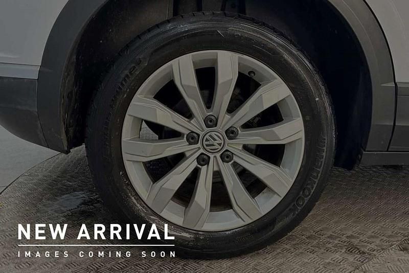 Used VW T-Roc SE 150 HP (110 kW) 2018 Silver SUV