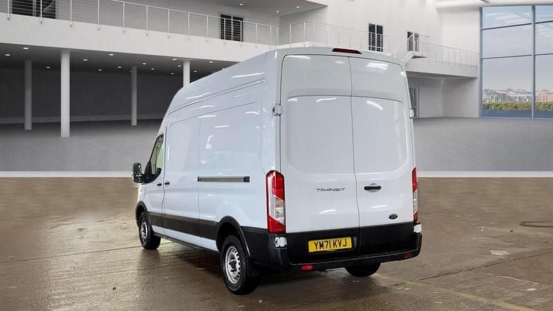 Used Ford Transit 130 HP (95 kW) 2022 White Van