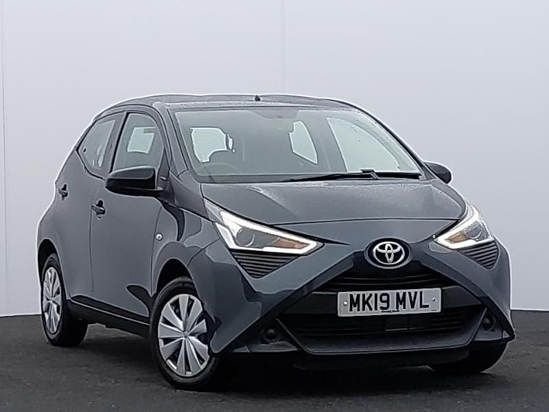 Used Toyota Aygo 72 HP (52 kW) 2019 Grey Hatchback