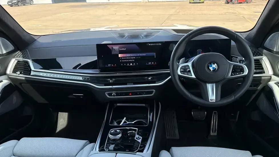 Used BMW X7 M Sport 352 HP (258 kW) 2026 Dravit grey metallic SUV