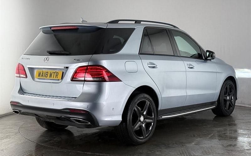 Used Mercedes GLE250 AMG 204 HP (150 kW) 2018 Silver Estate