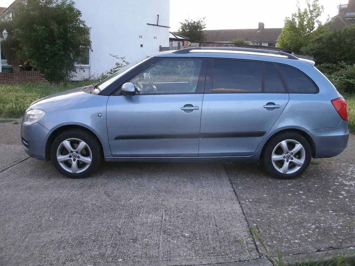 Used Skoda Fabia 105 HP (77 kW) 2009 Grey Estate