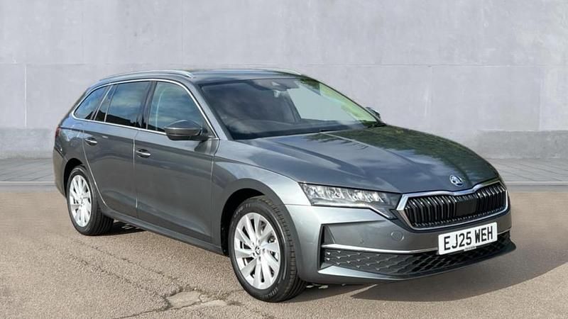 Graphite grey metallic Used 2025 Skoda Octavia SE L Estate | £24,900 (Expensive) - Image 1/4