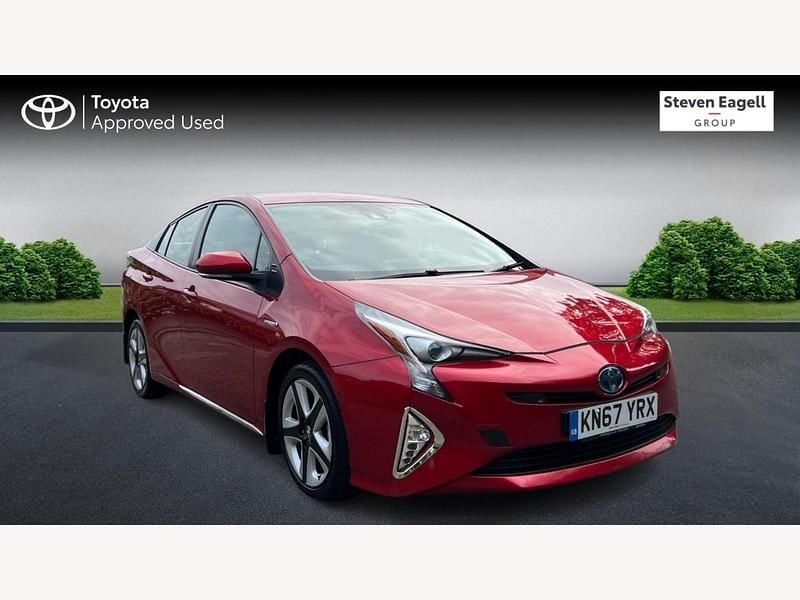 Red Used 2017 Toyota Prius Hatchback | £9,999 (Fair price) - Image 1/3