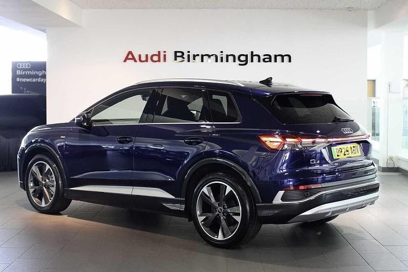Used Audi Q4 e-tron S-Line 210 kW (286 HP) 2025 Navarra blue SUV