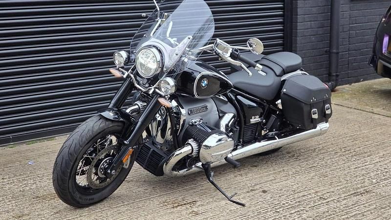 Used BMW 1800 91 HP (66 kW) 2021 Black