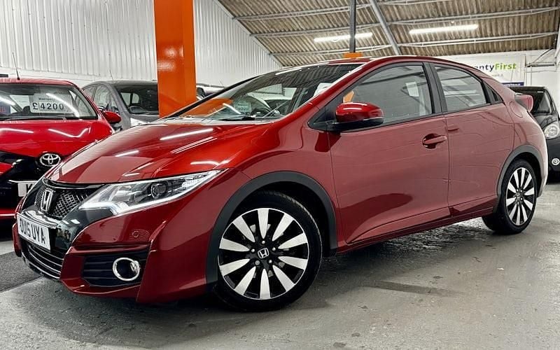 Begagnad Honda Civic SE Plus 141 HK (103 kW) 2016 Halvkombi
