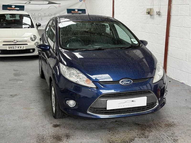 Used Ford Fiesta Zetec 81 HP (59 kW) 2011 Blue Hatchback