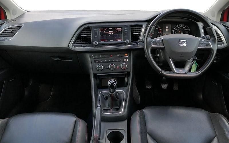 Usado Seat Leon FR 184 CV (135 kW) 2016 Utilitario