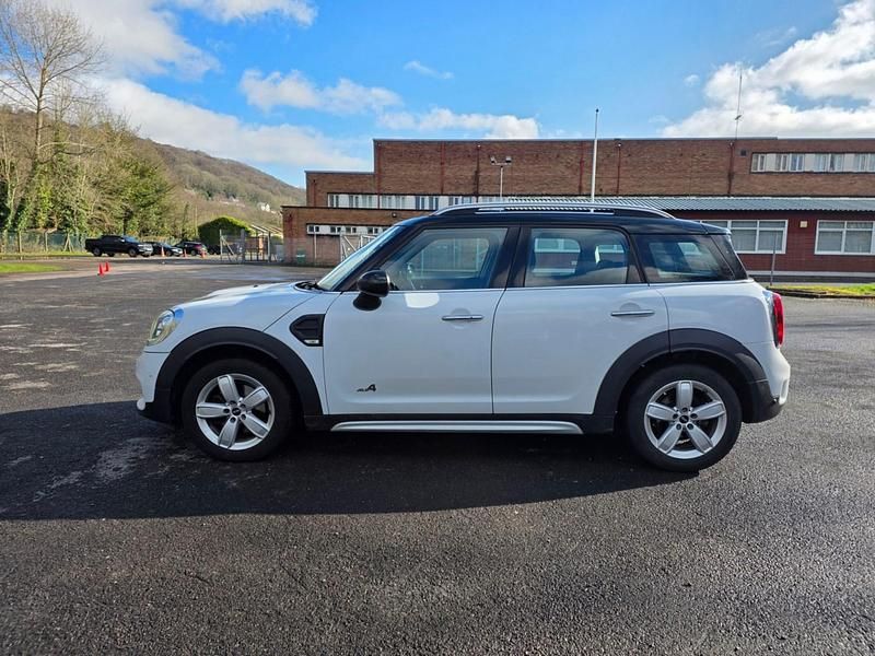 Used Mini Cooper D 150 HP (110 kW) 2017 White Hatchback