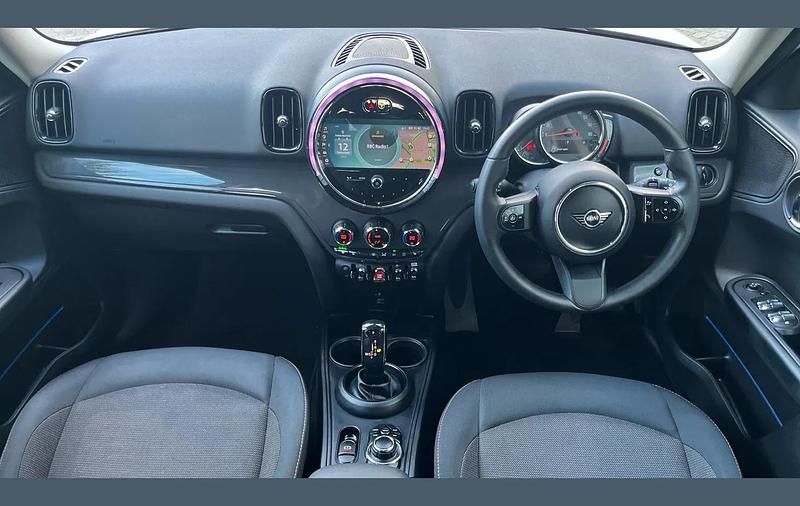 Used Mini Cooper Countryman Classic 134 HP (98 kW) 2022 White SUV