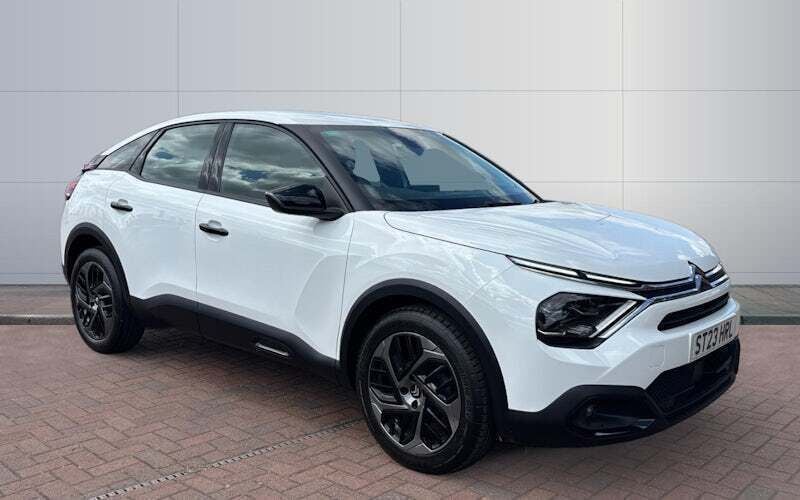 White Used 2023 Citroën C4 PureTech Hatchback | £11,928 (Good price) - Image 1/4