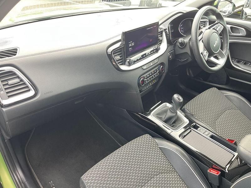 Used Kia XCeed 158 HP (116 kW) 2023 Green SUV