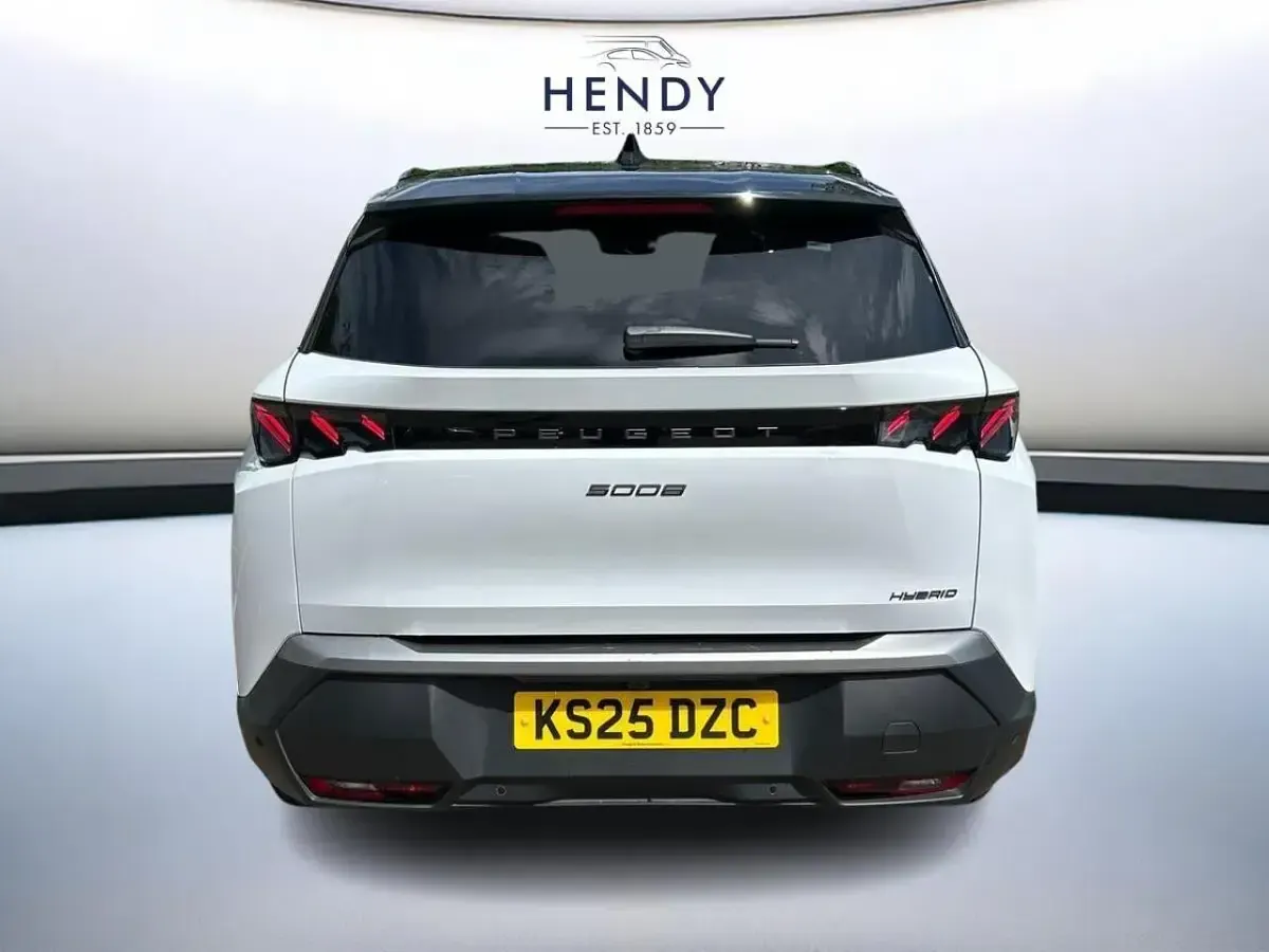 Used Peugeot 5008 GT 134 HP (98 kW) 2025 White SUV