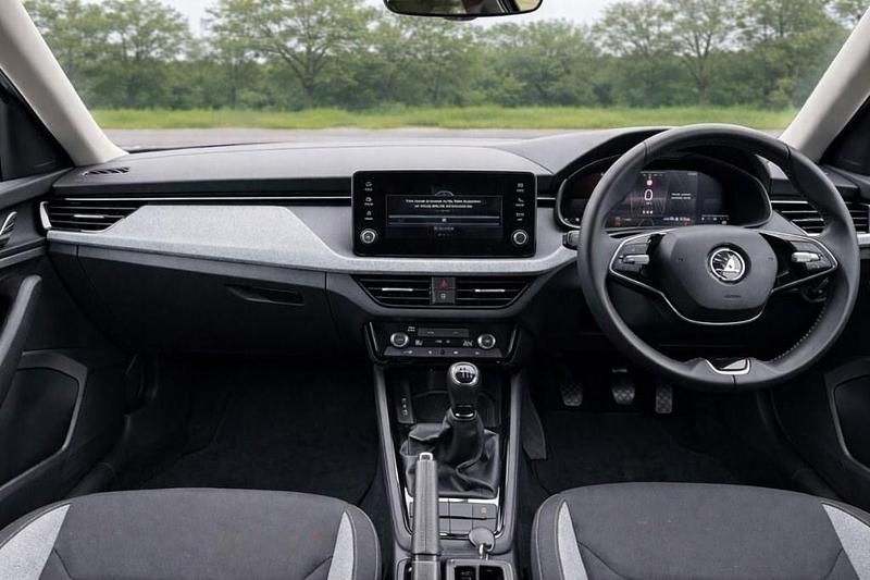 Used Skoda Kamiq SE 150 HP (110 kW) 2024 Blue SUV