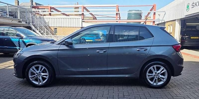 Used Skoda Fabia SE L 85 HP (62 kW) 2024 Graphite grey metallic Hatchback