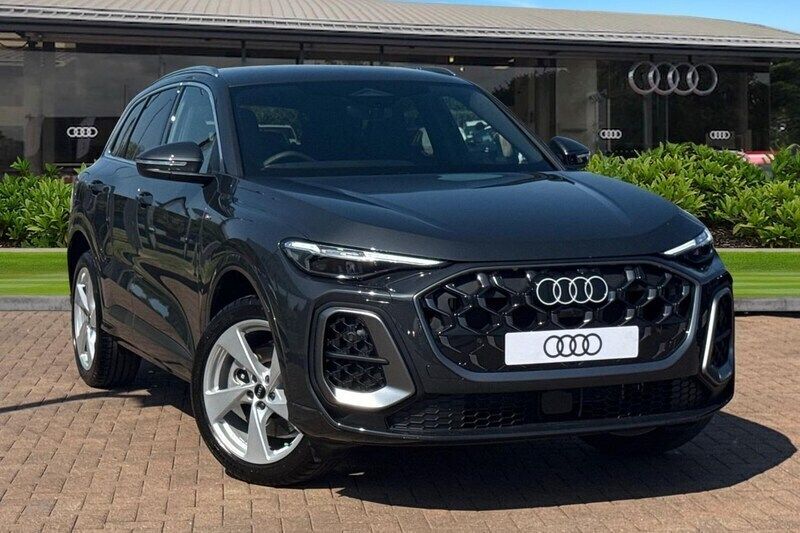 Grey New 2025 Audi Q5 S-Line SUV | £49,980 (Super price) - Image 1/4