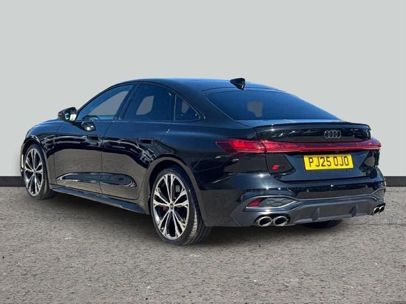 Używany Audi A5 Advanced 2025 Czarny Kombi