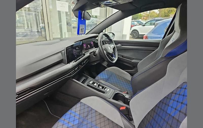 Used VW Golf VIII R 320 HP (235 kW) 2021 Blue Hatchback
