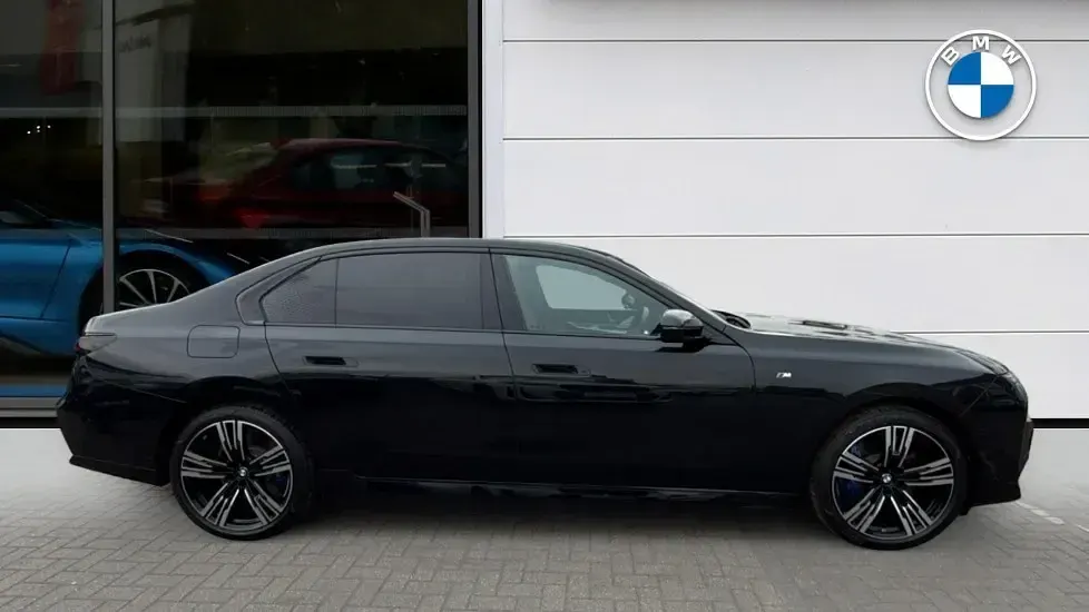 Used BMW i7 M Sport 330 kW (449 HP) 2024 Black Sedan