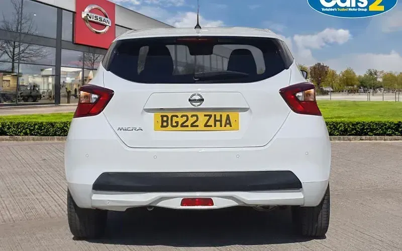 Used Nissan Micra Tekna 92 HP (67 kW) 2022 White Hatchback