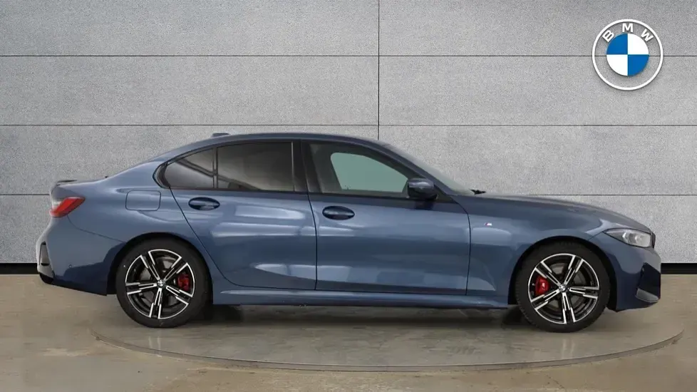 Usado BMW 320 M Sport 181 HP (133 kW) 2025 Azul Sedan
